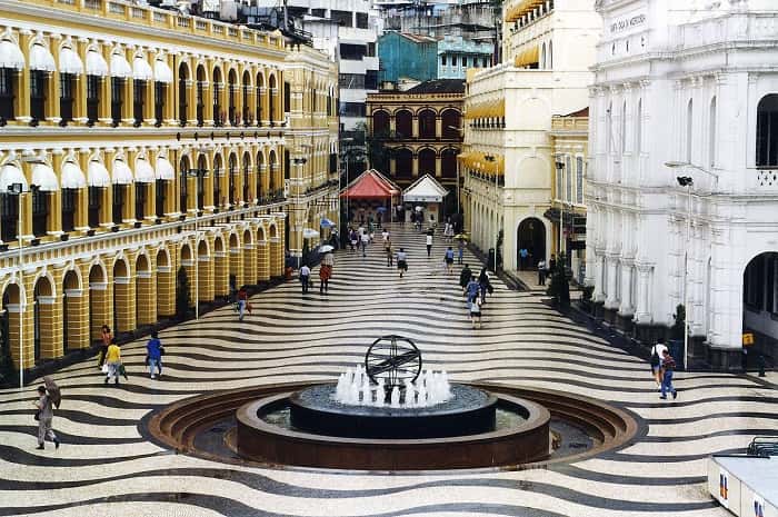 Quảng trường Senado giống như bên châu Âu