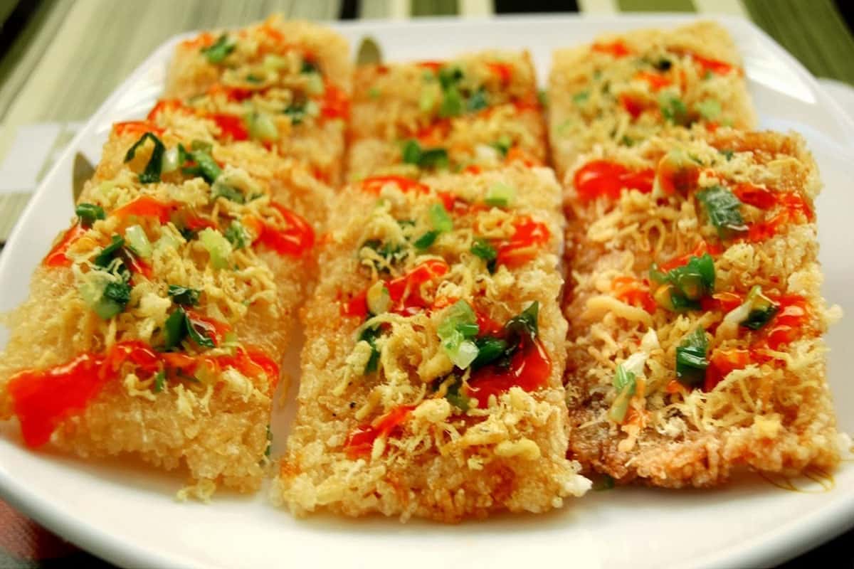 Cơm cháy Chà Bông