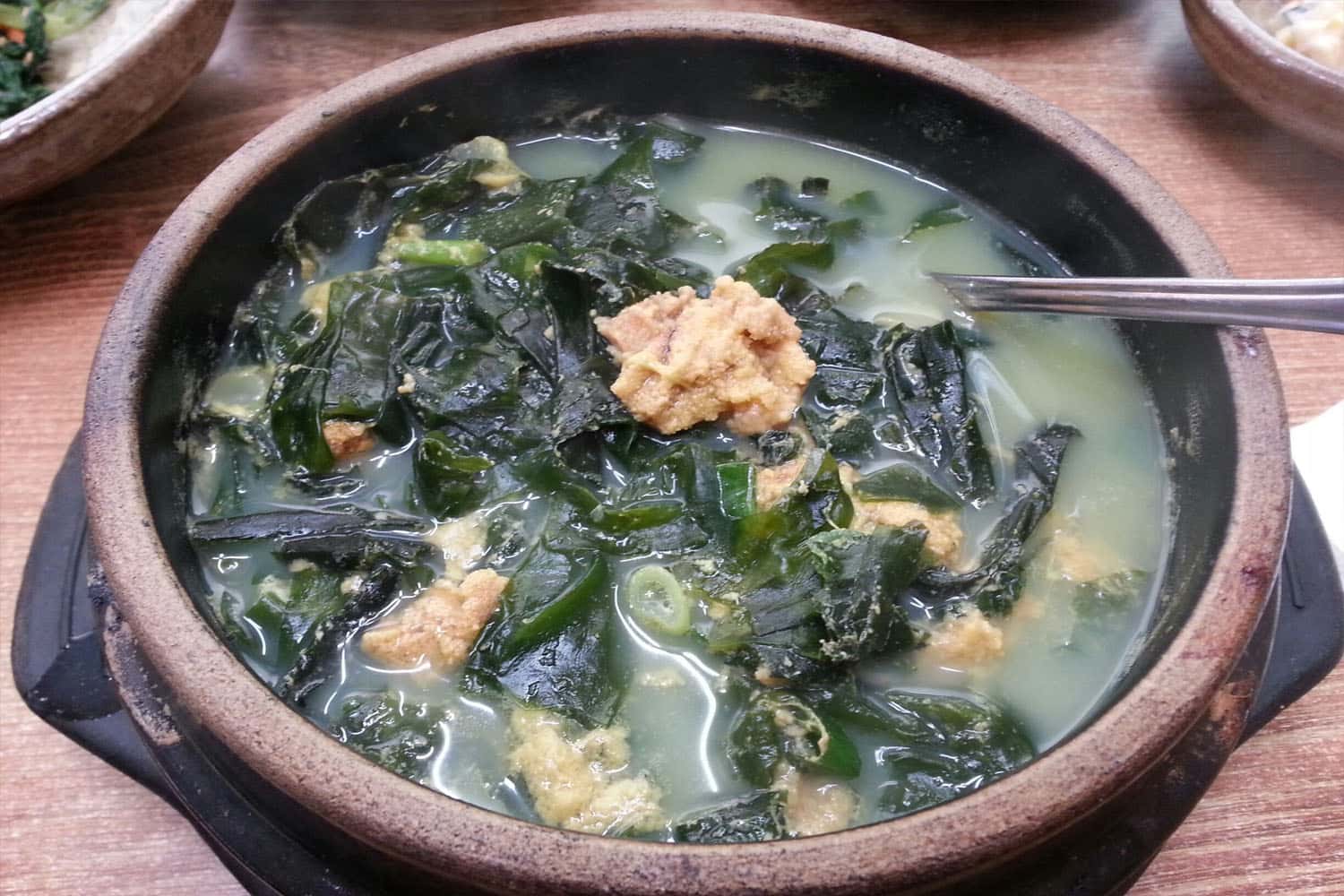 Súp rong biển