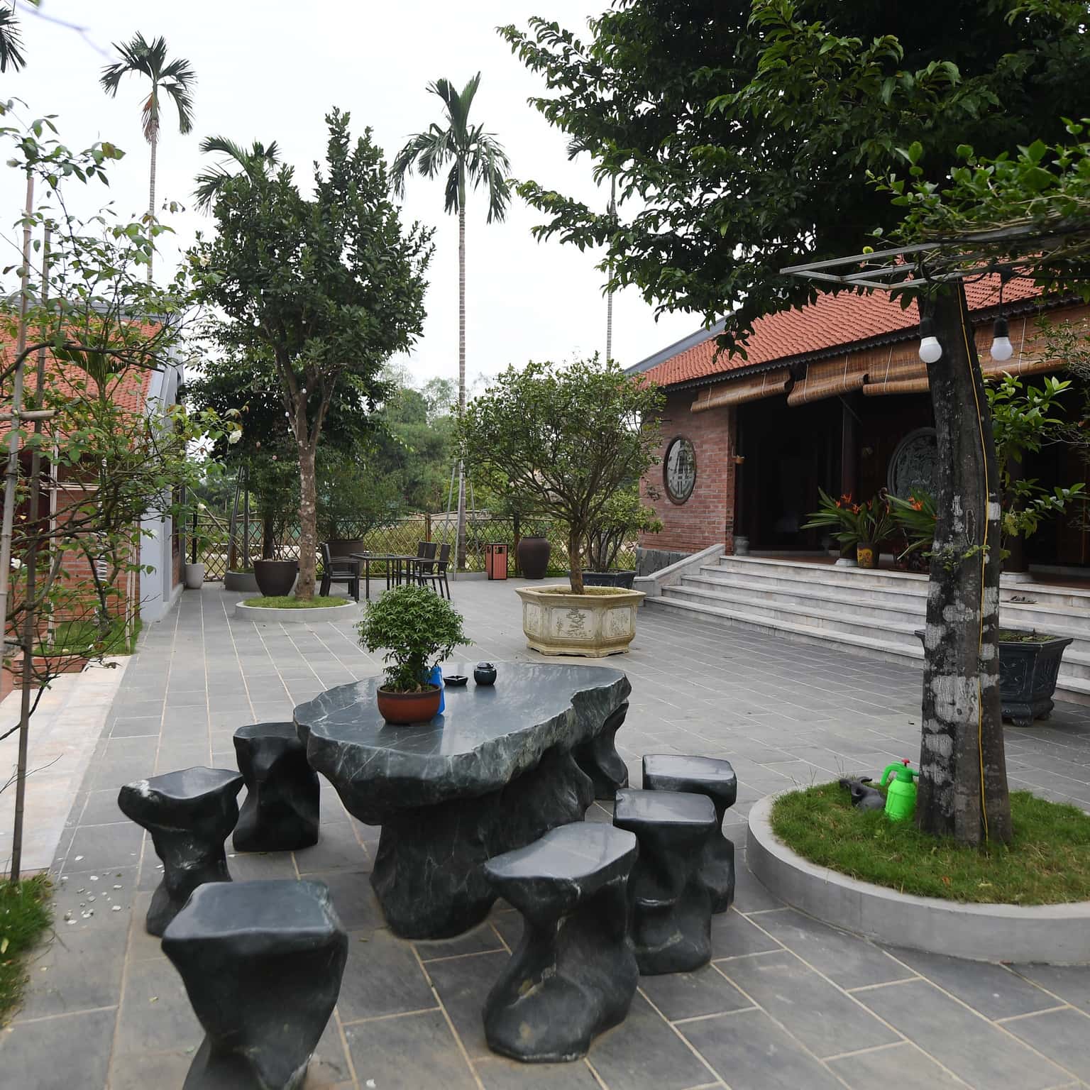 Bộ bàn ghế thưởng trà