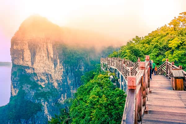 Top 7 trải nghiệm thú vị tại Trương Gia Giới 