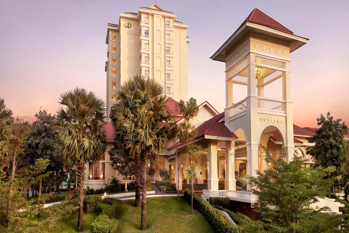 Khách sạn Sofitel Phnom Penh Phokeethra