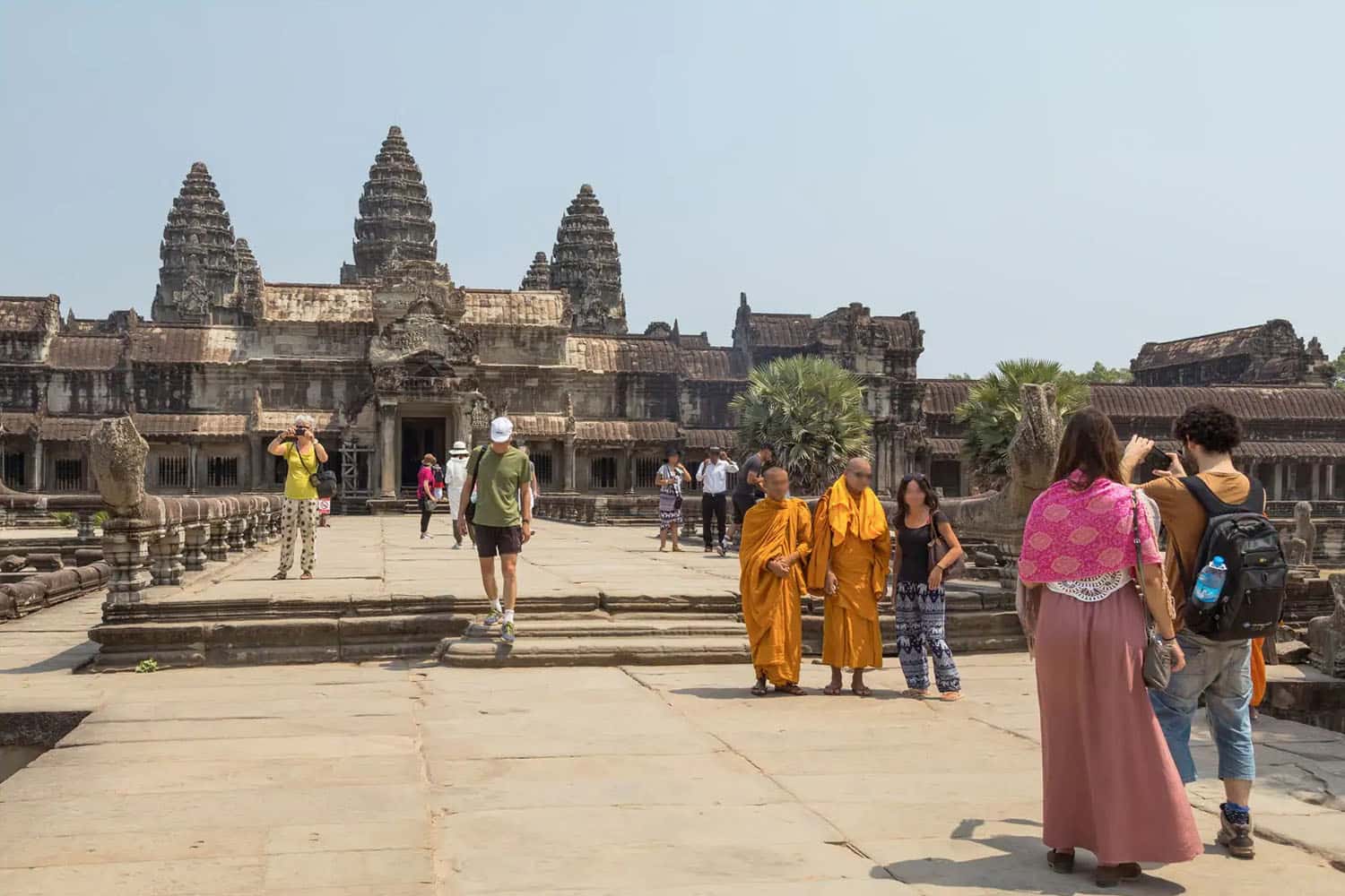 Văn hóa tham quan các khu vực tâm linh