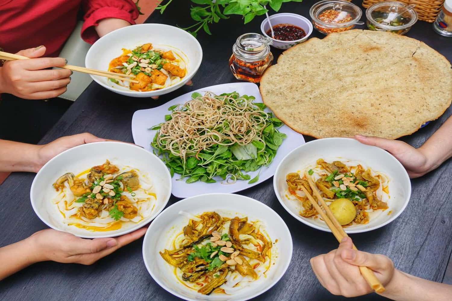 Mì quảng Giao Thủy