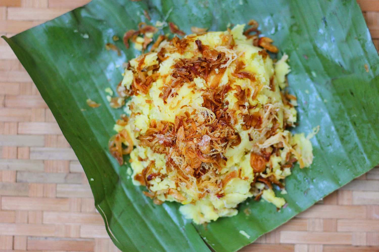    Món xôi xéo Hàng Bài