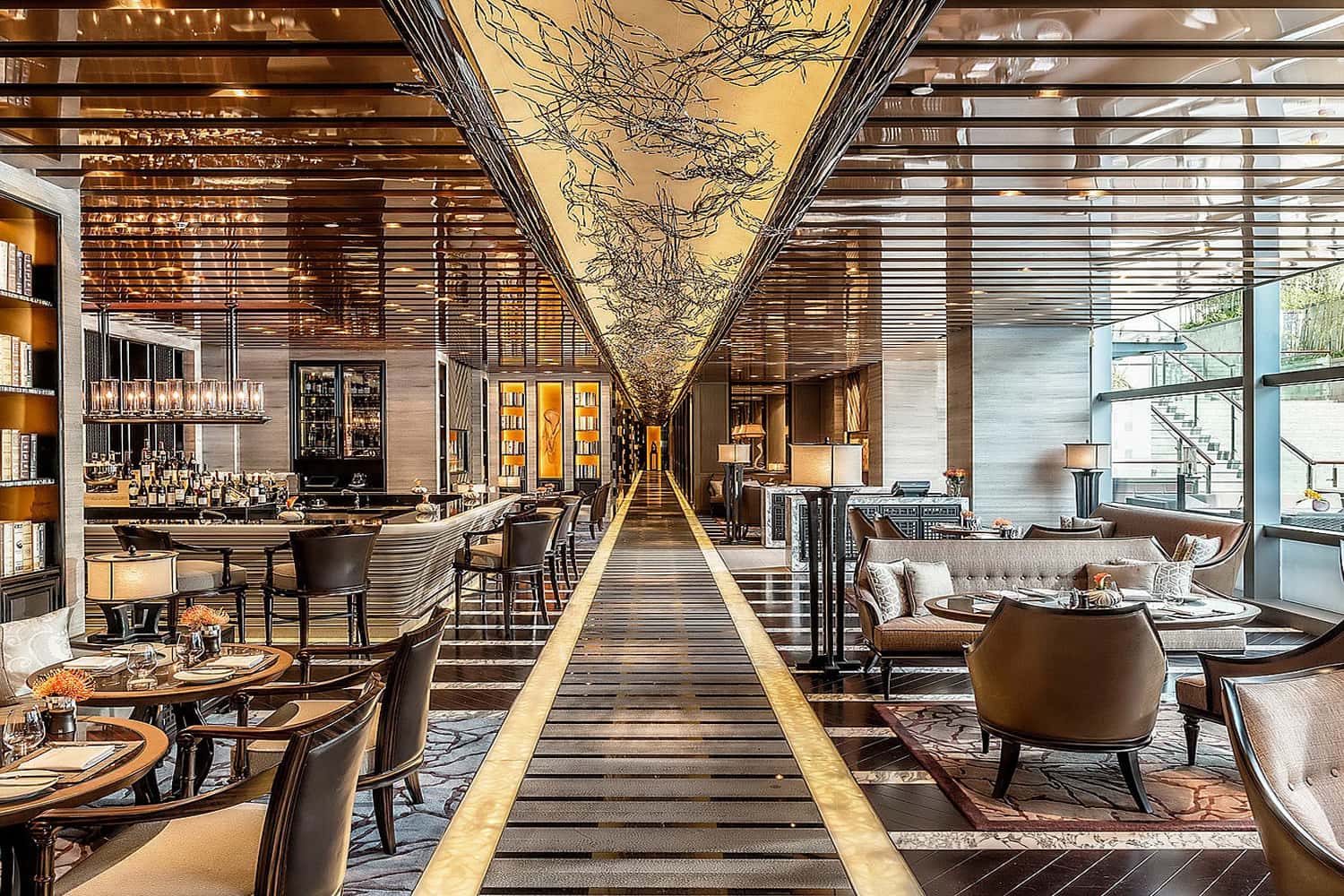 Nhà hàng tại Four Seasons Hotel