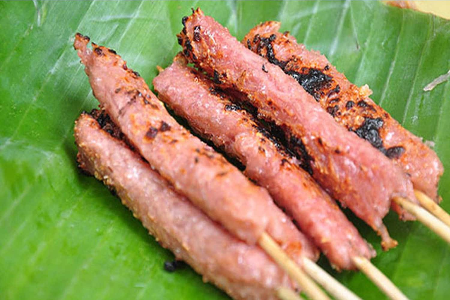 Nem nướng Hồ Tây