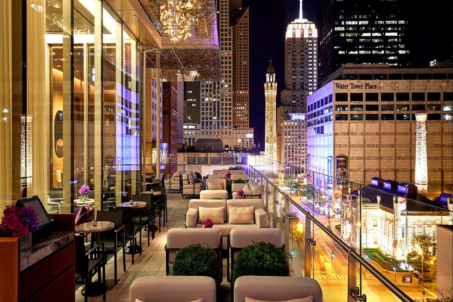 44 Lounge