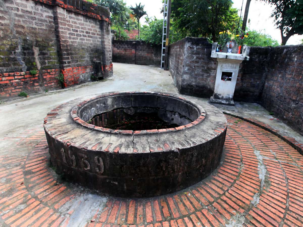 Giếng cổ Đường Lâm