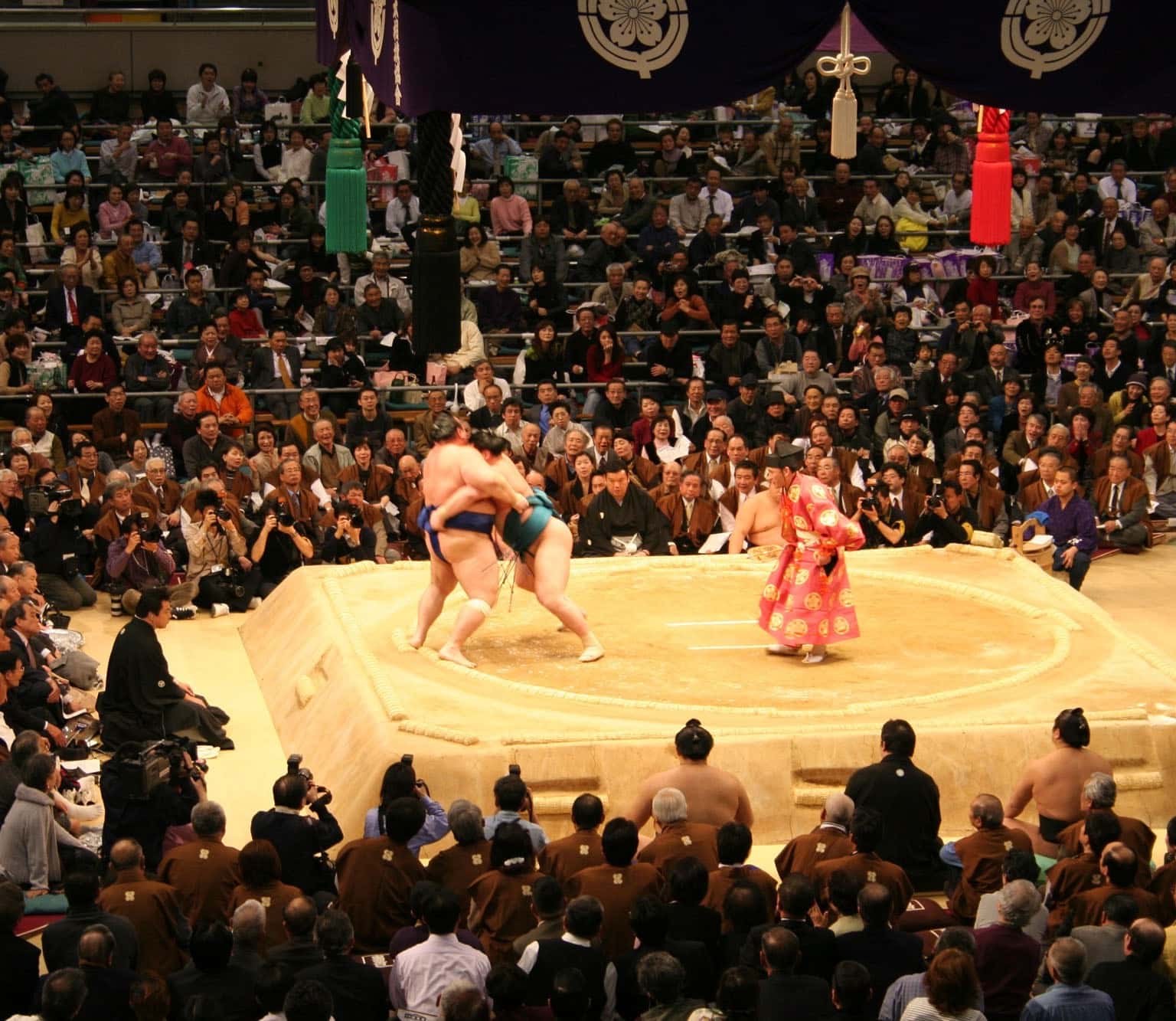 Thi đấu Sumo tại Tokyo