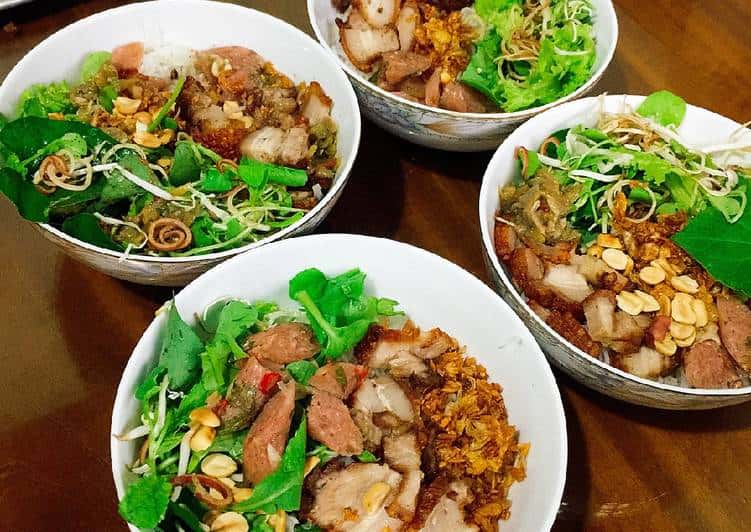 Bún mắm nêm bà Vân