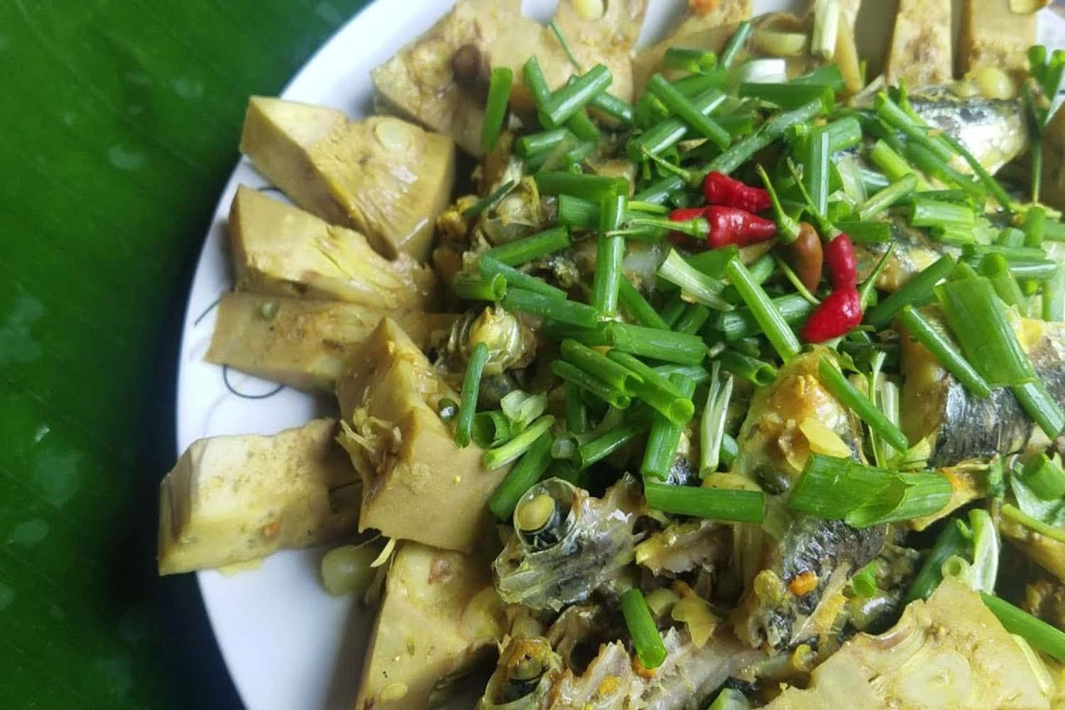 Mít non để khử mùi tanh của cá