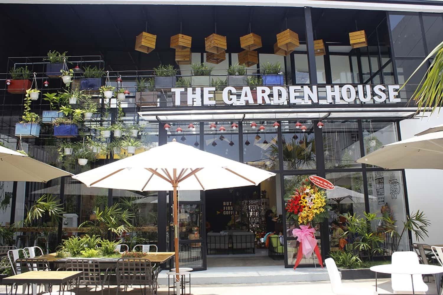 The Garden House Cafe Bistro