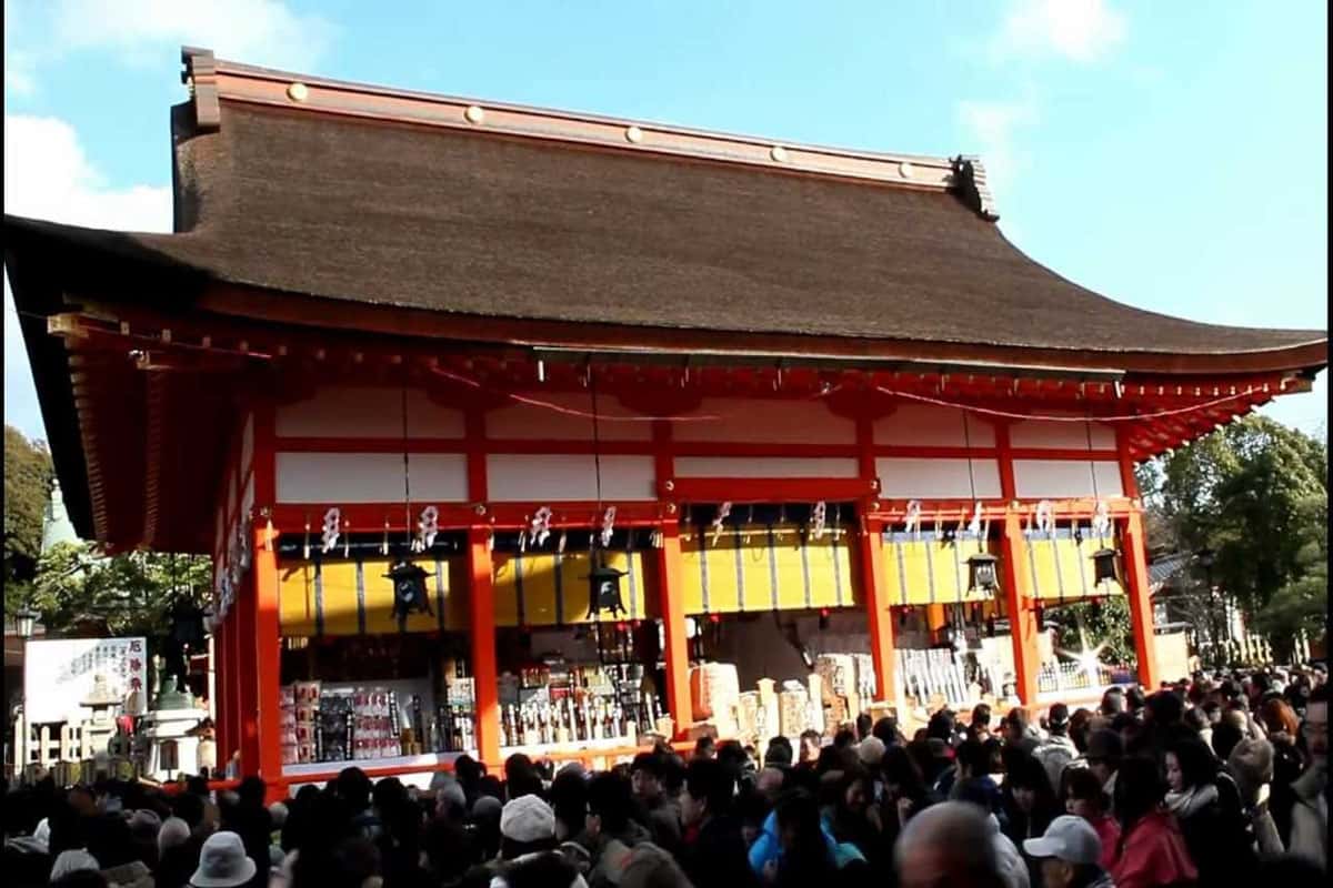 Hatsumode tại đền Fushimi Inari