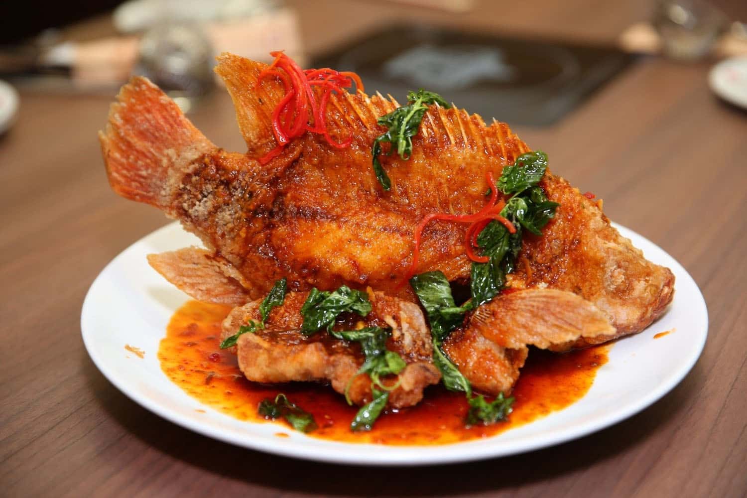 Cá chiên chua - Suan cu yu