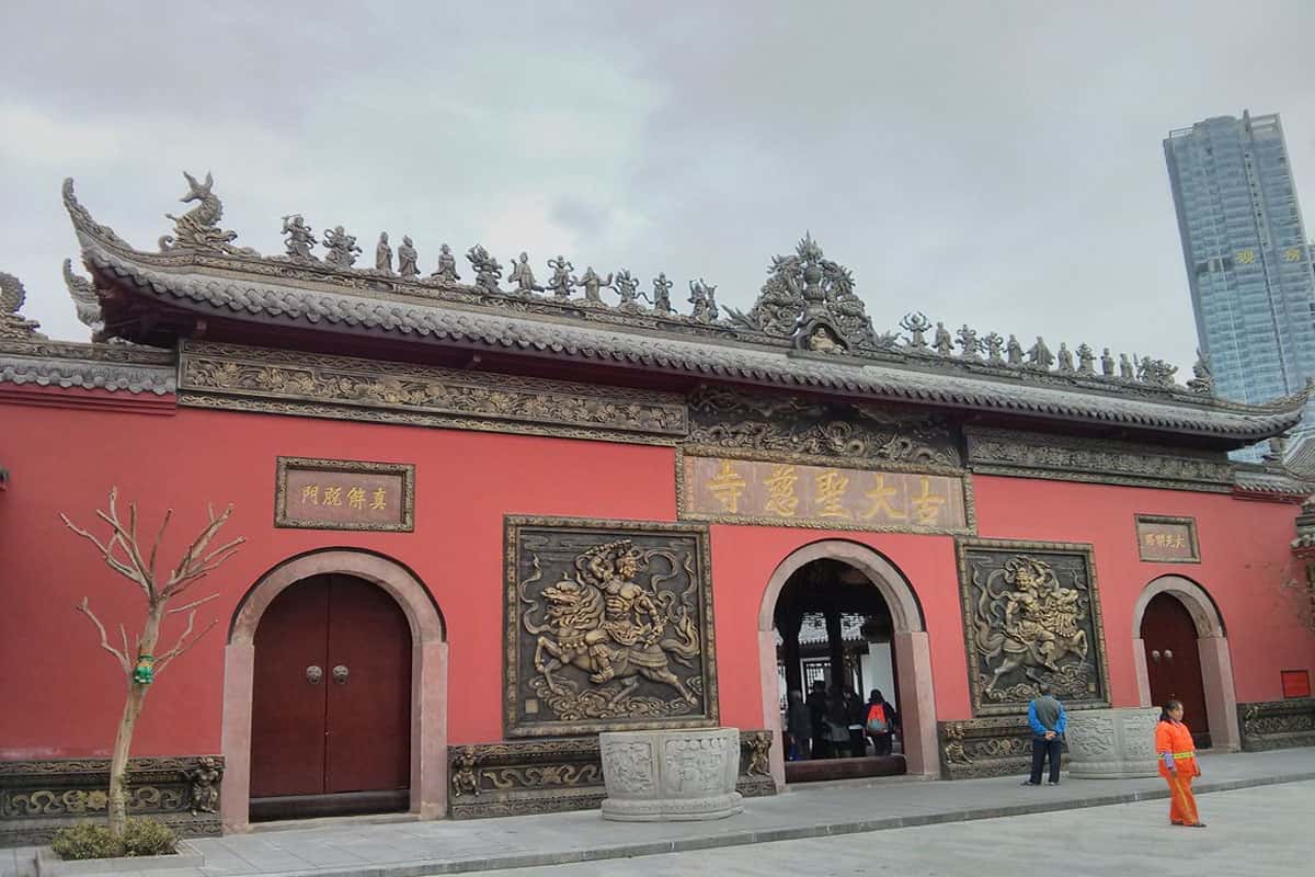 Đền Daci