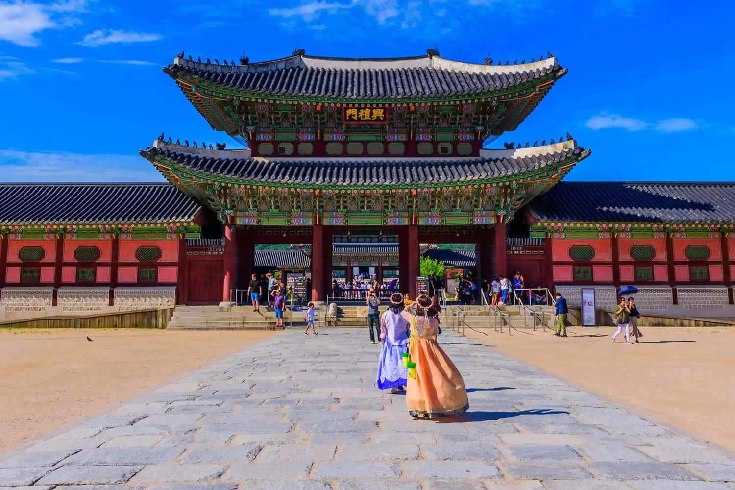 Đến thăm Cung điện Gyeongbokgung