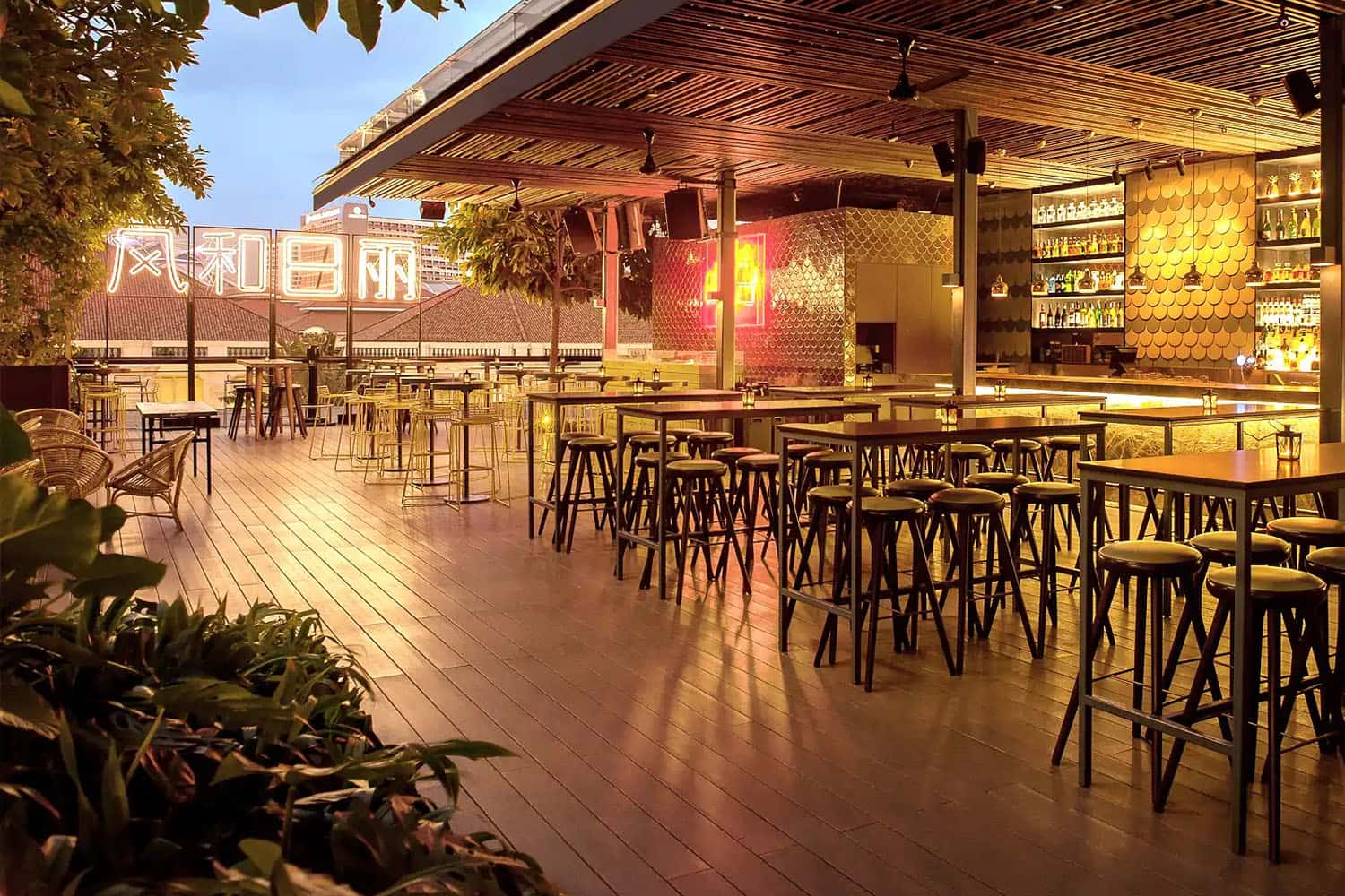 Cocktail đặc trưng tại Loof