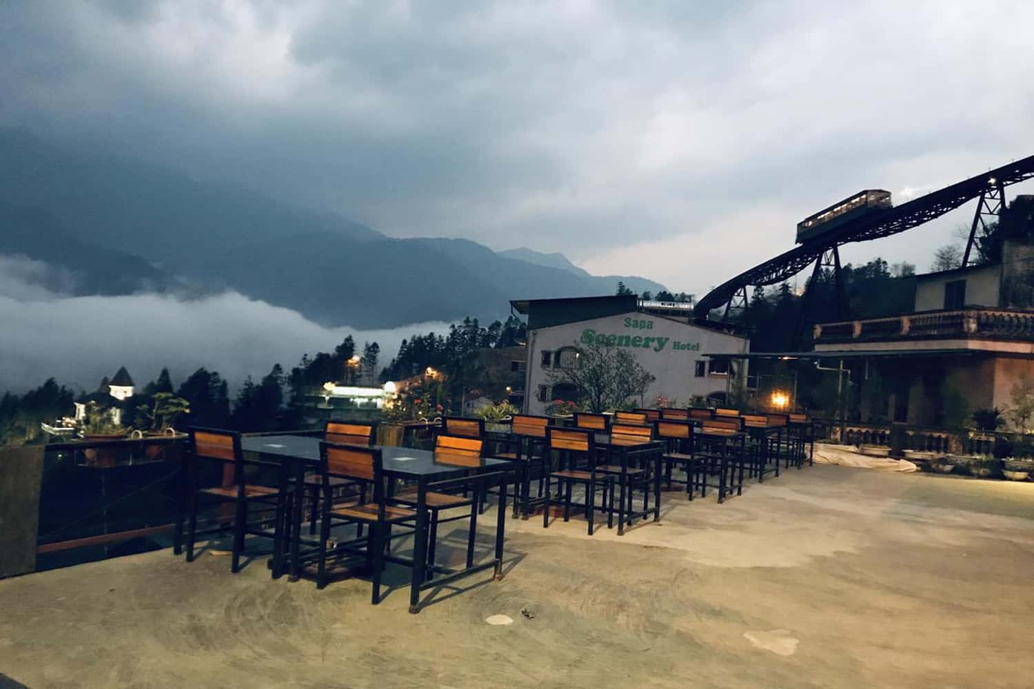 Fansipan Terrace Café & Homestay