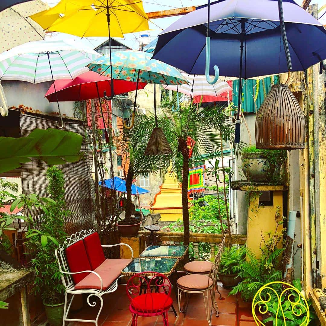 Nola Cafe