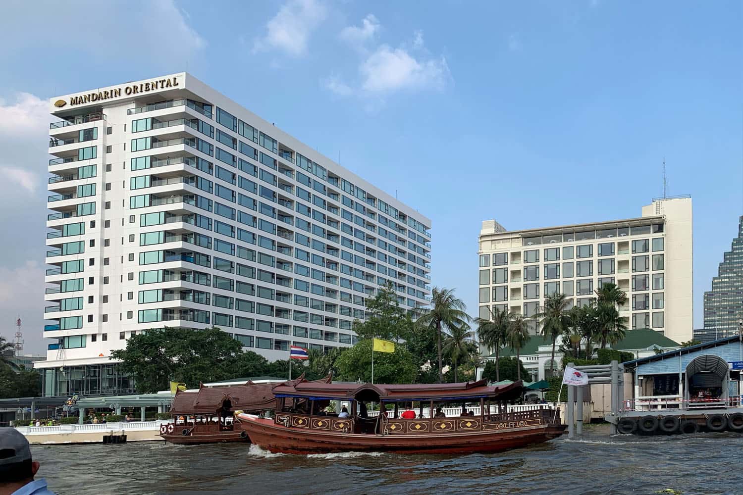 Khách sạn Mandarin Oriental