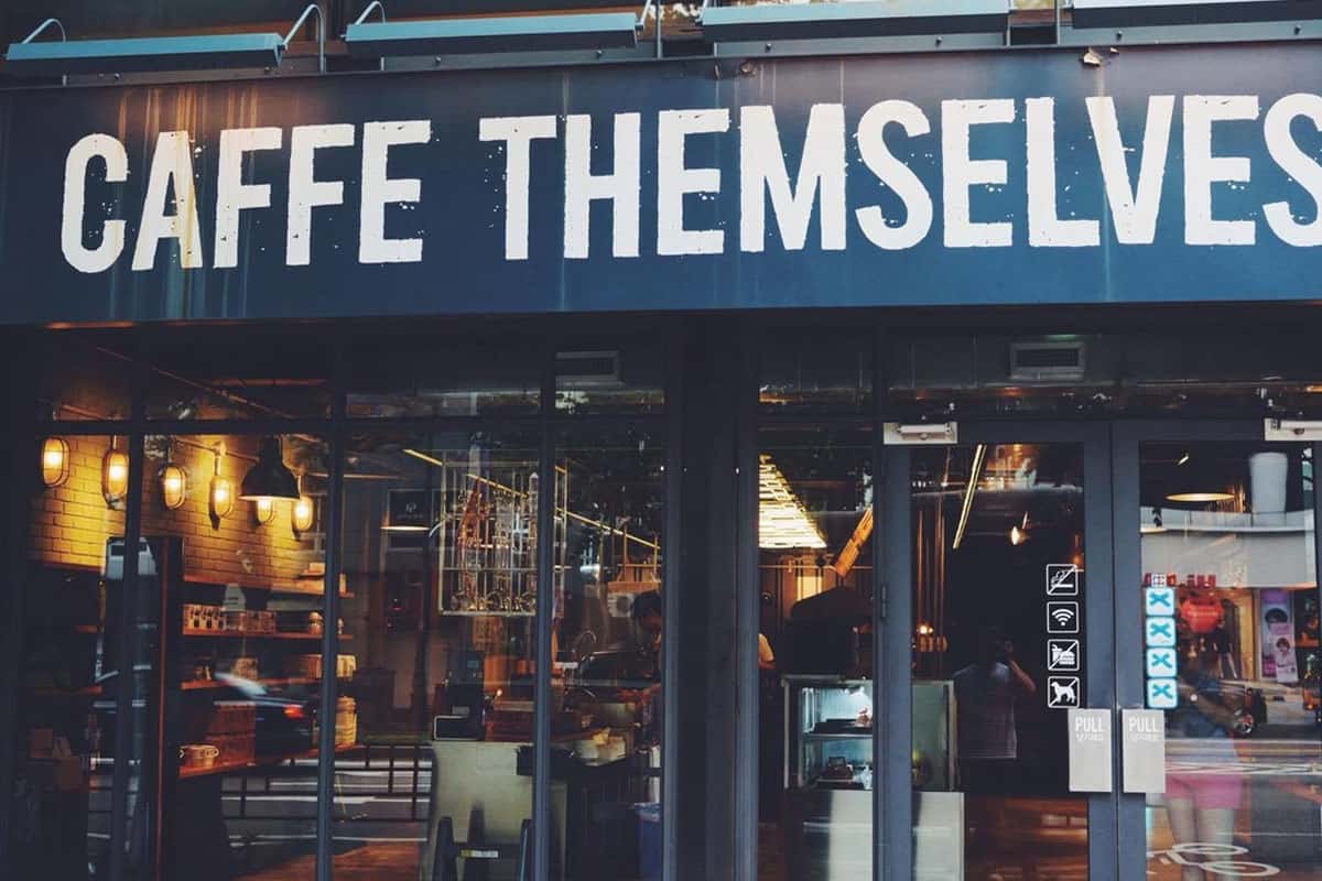 Caffe Themselves