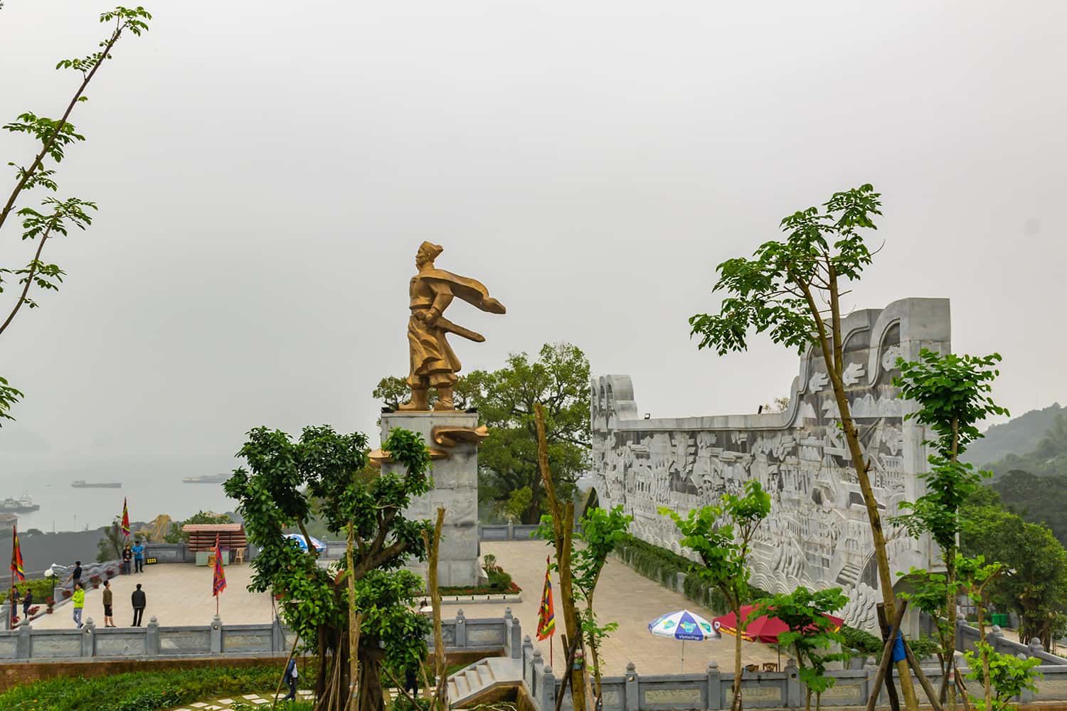 Đền Cửa Ông