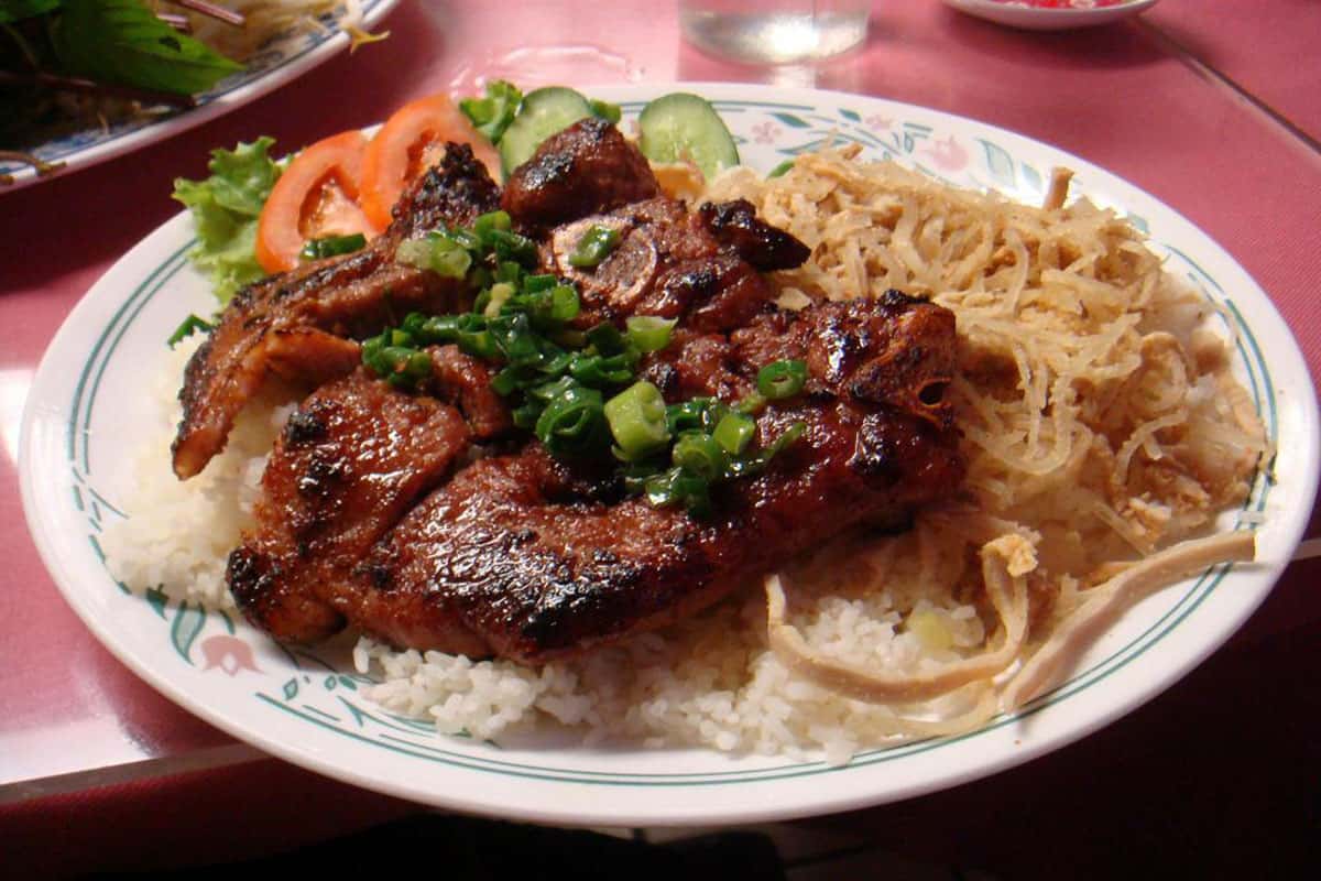     Cơm tấm đêm Ba Trang