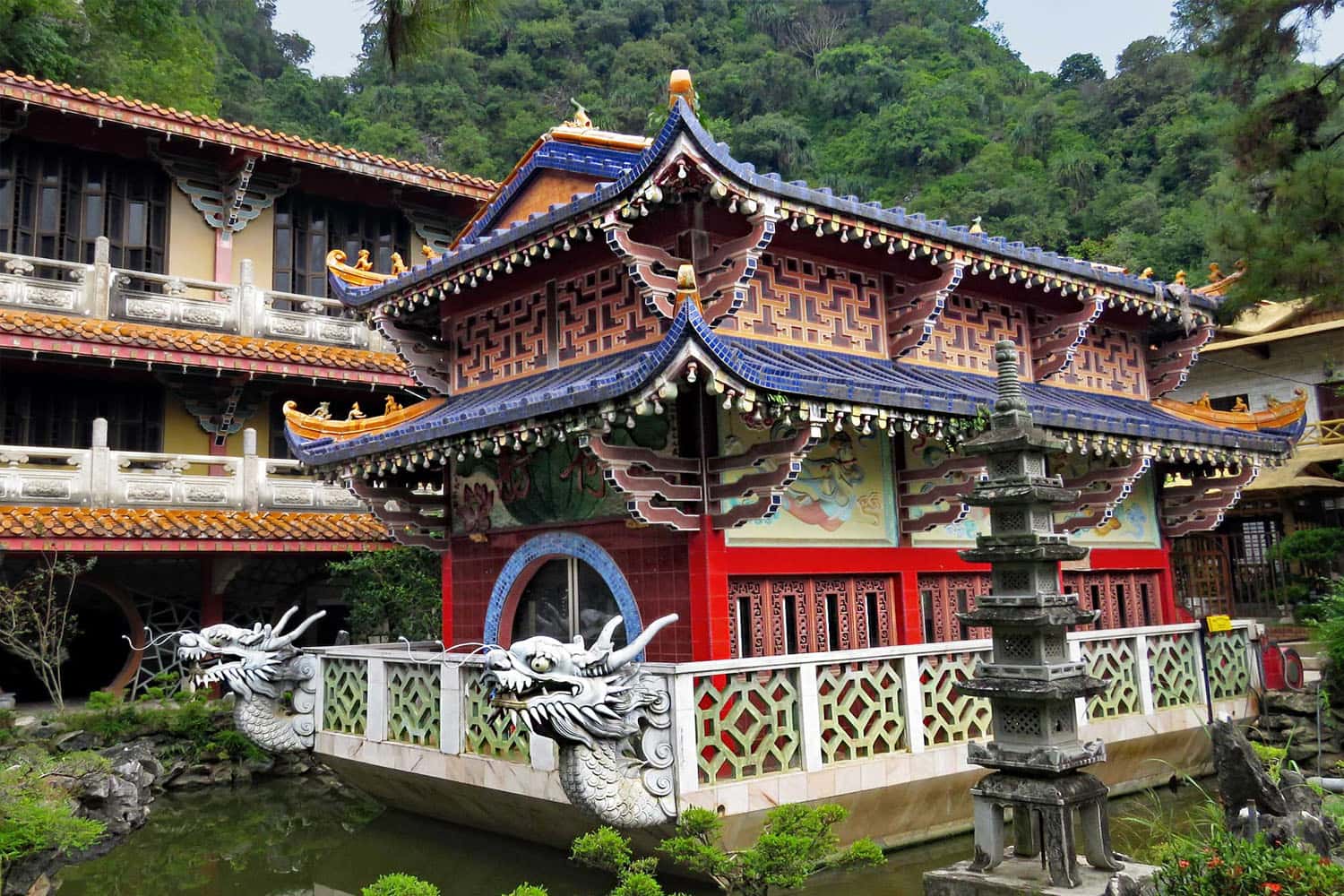  Chùa Sam Poh Tong