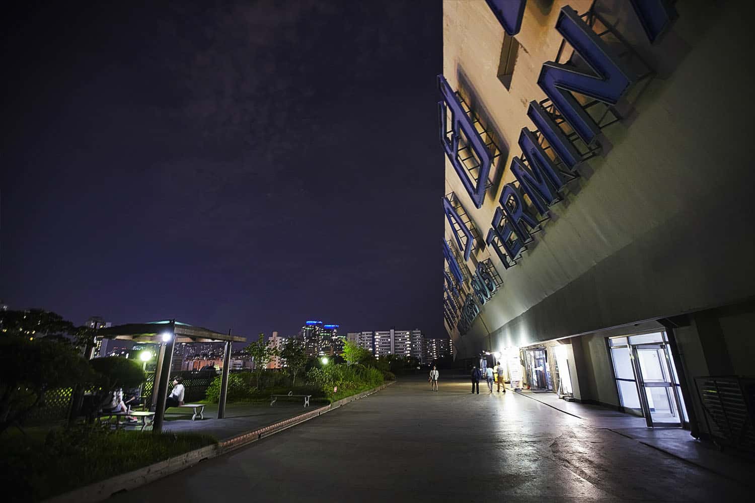 Quán 10th Floor của Express Bus Terminal