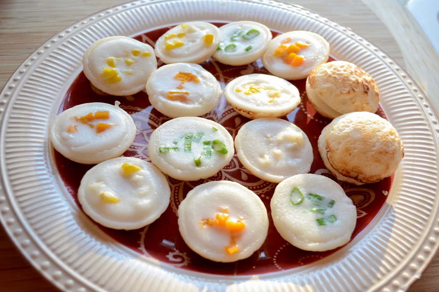 Khanom Krok (Bánh bò Thái)