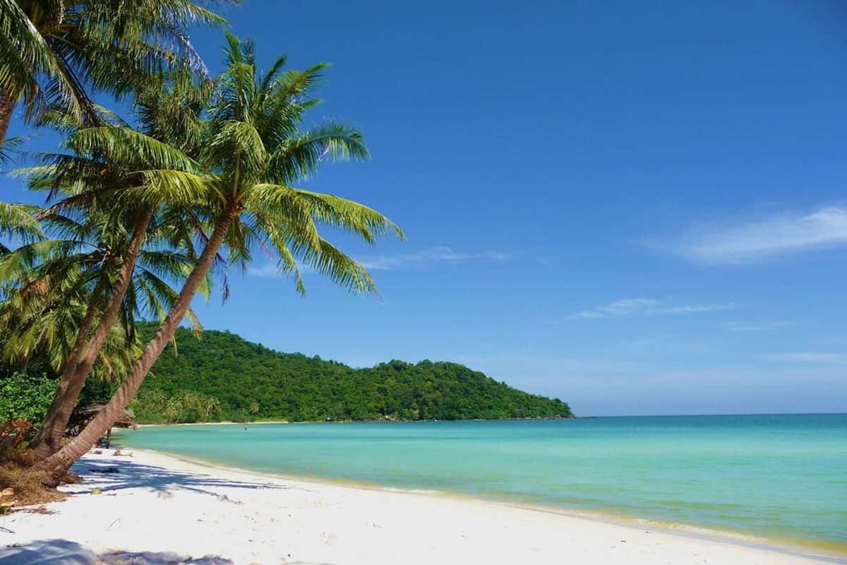 Bãi biển đẹp, hoang sơ