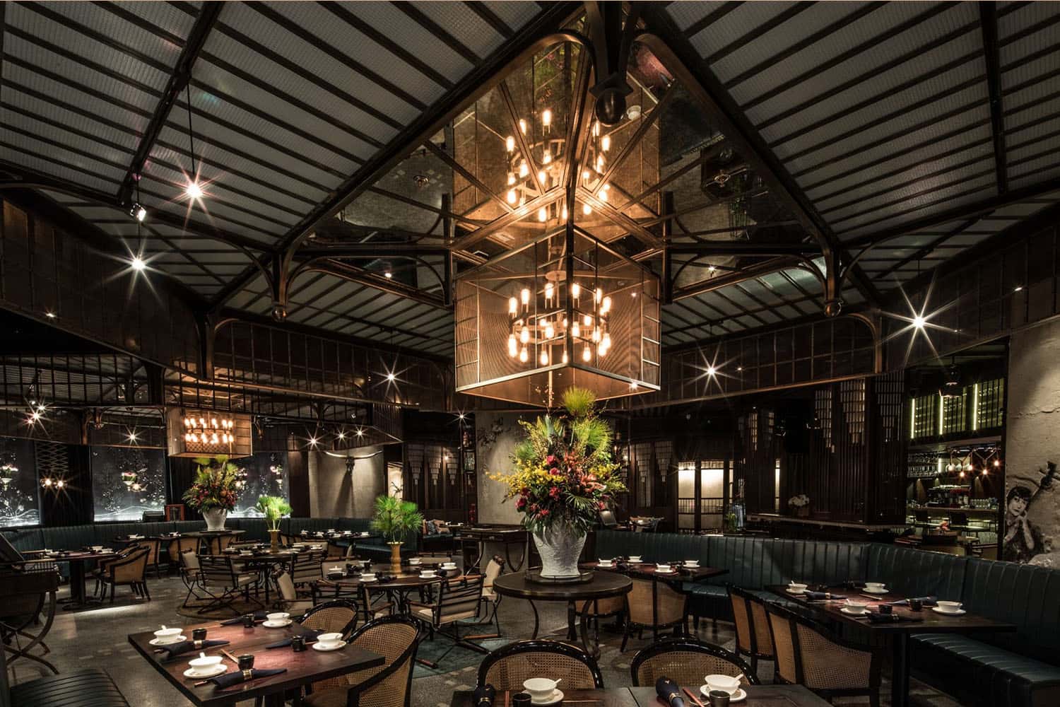 Mott 32