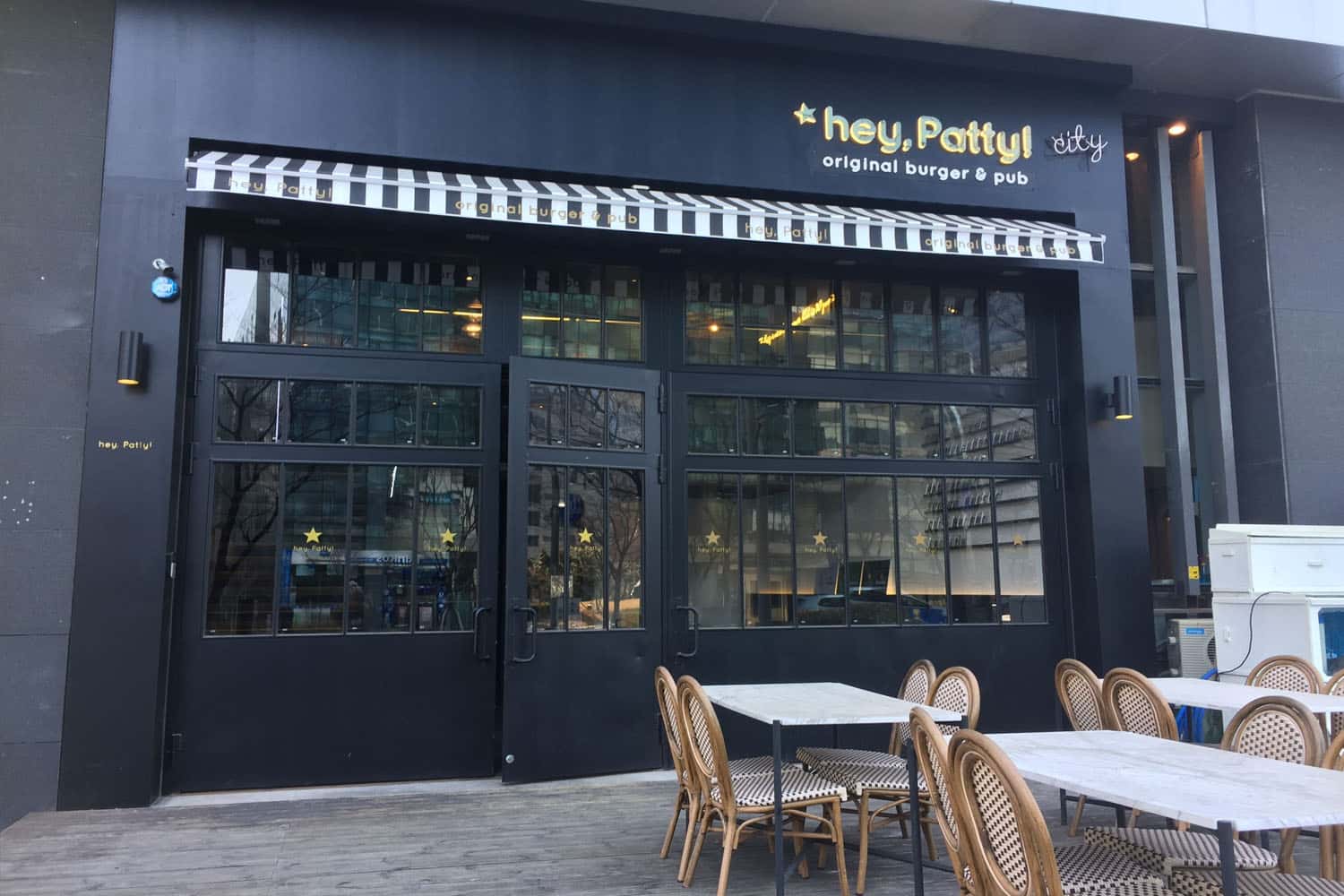 Nhà hàng Hey Patty