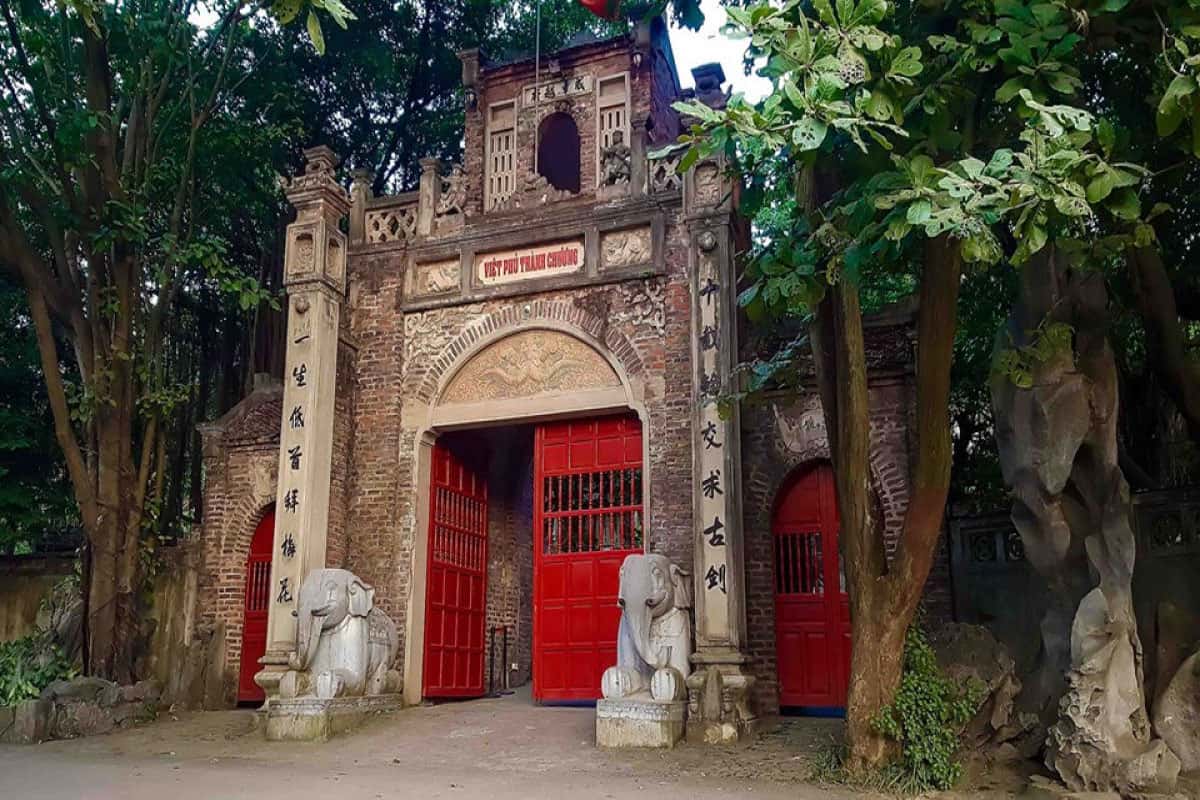         Việt Phủ Thành Chương