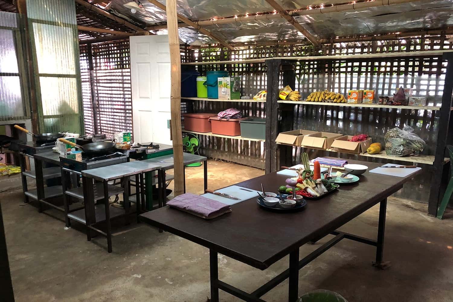 Charlie & Lek Restaurant
