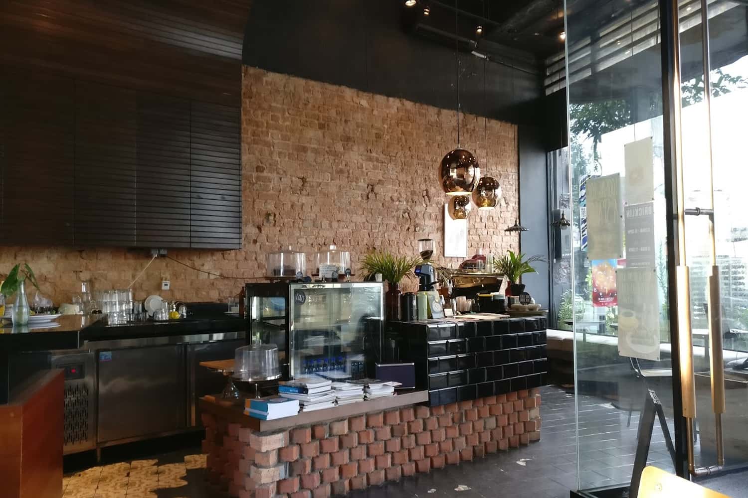 Quầy pha chế ở Bricklin Cafe