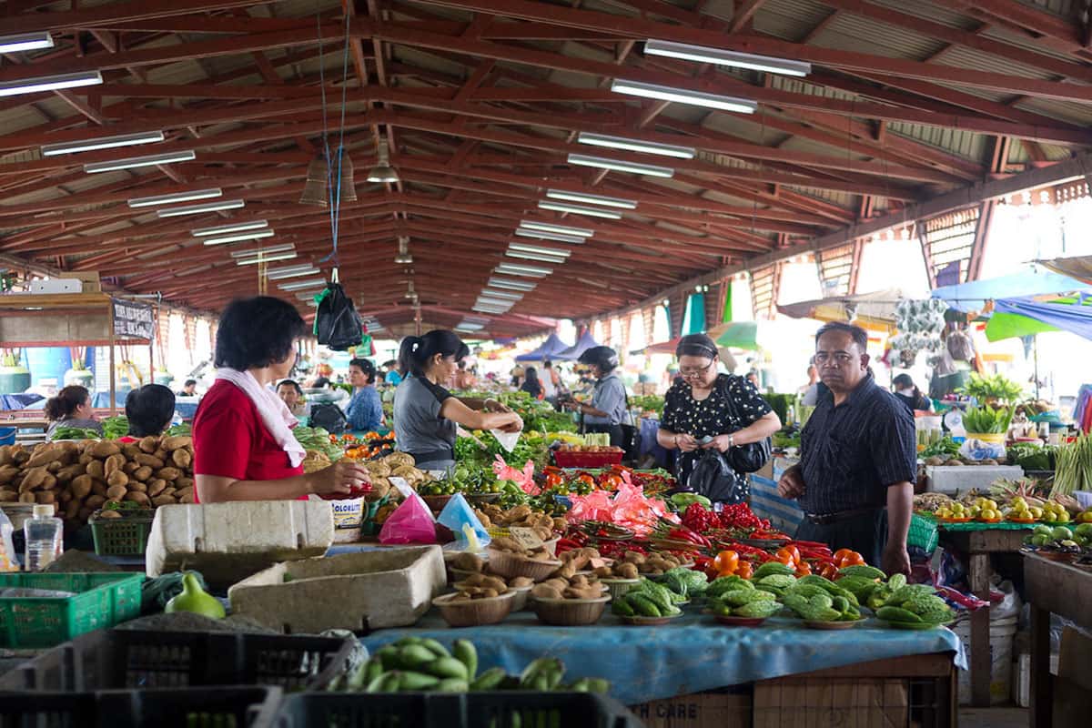 Chợ phiên cuối tuần Satok diễn ra tại Kuching 