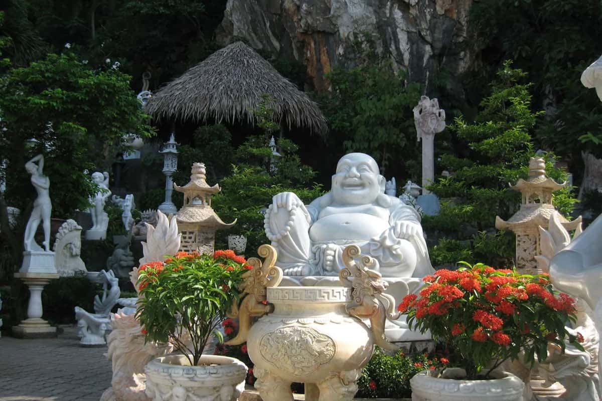 Làng đá mỹ nghệ Non Nước