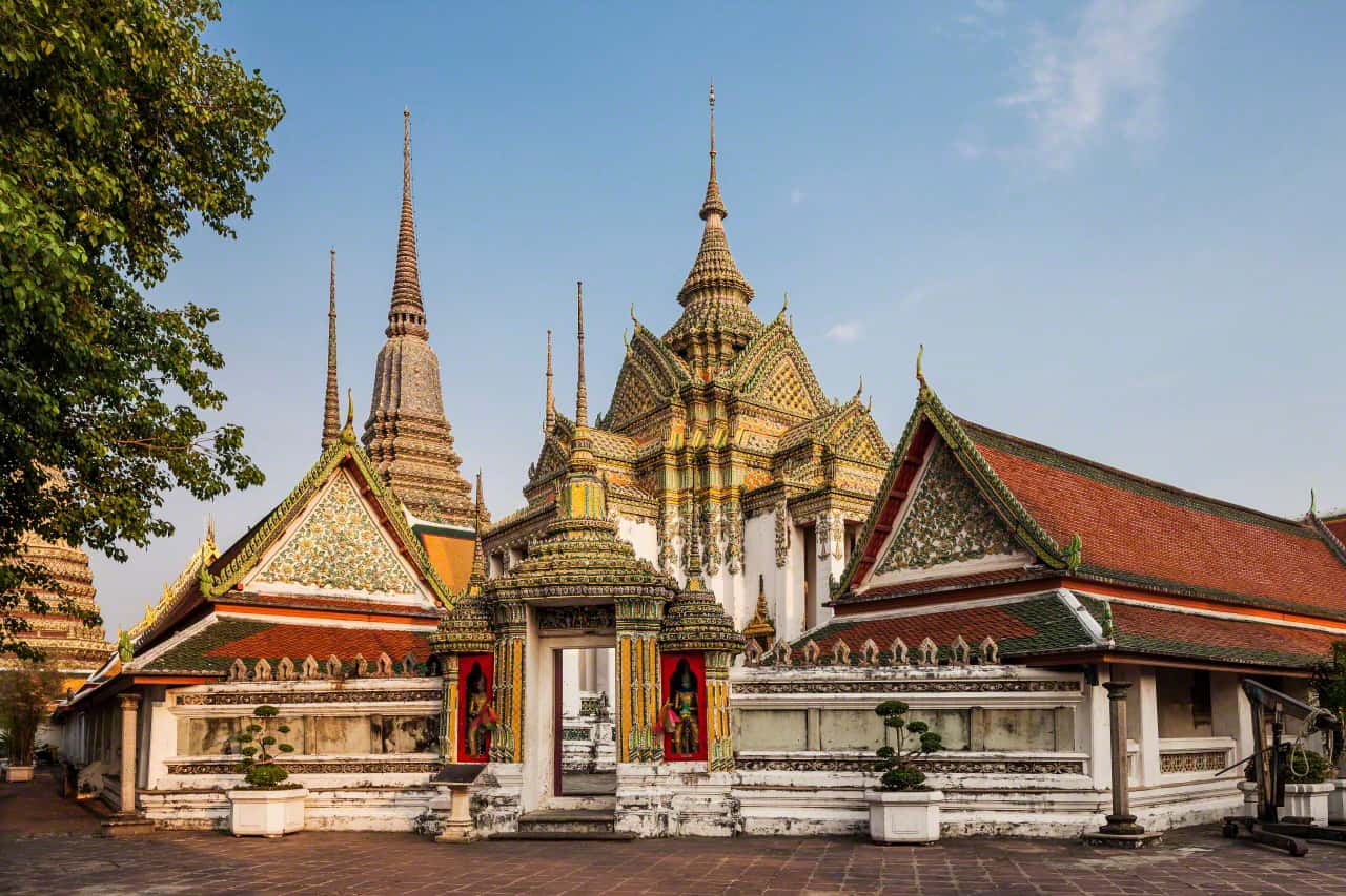 Bảo tàng lịch sử Wat Sawang Arom