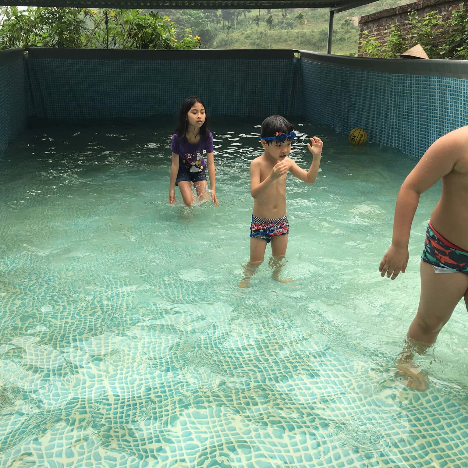 Khu tắm ngoài trời cho trẻ em vui chơi