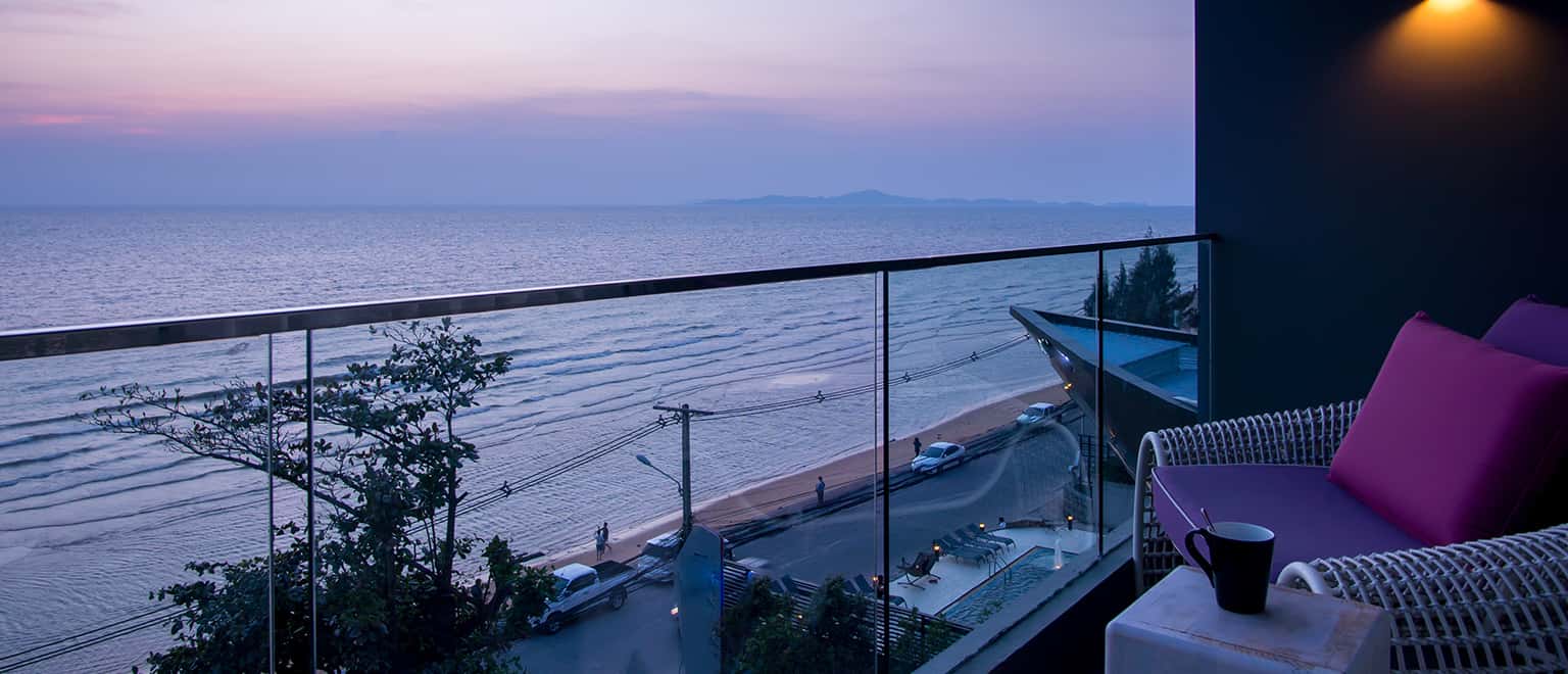 Top 9 khách sạn Đà Nẵng gần biển view đẹp, giá tốt