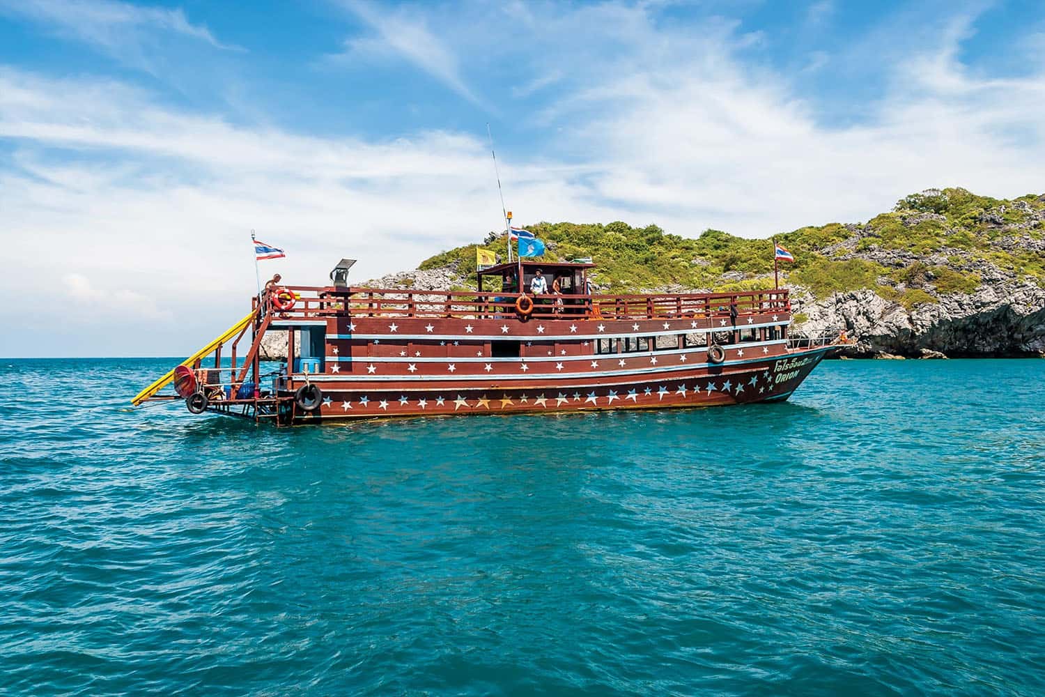 Chuyến du lịch bằng thuyền