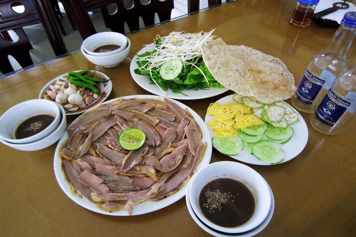 Đây cũng là món ăn có công đoạn chế biến cầu kỳ bậc nhất