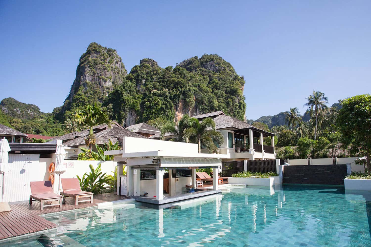 Bhu Nga Thani Resort & Spa