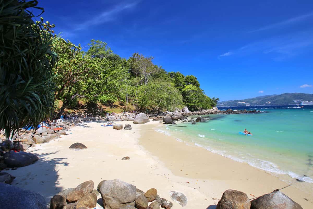 Paradise Beach (Bãi tắm Thiên Đường)