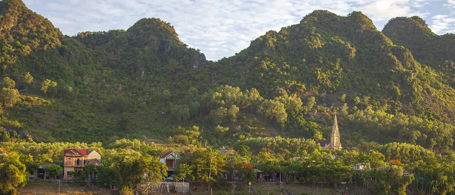 Vé máy bay đi Đồng Hới