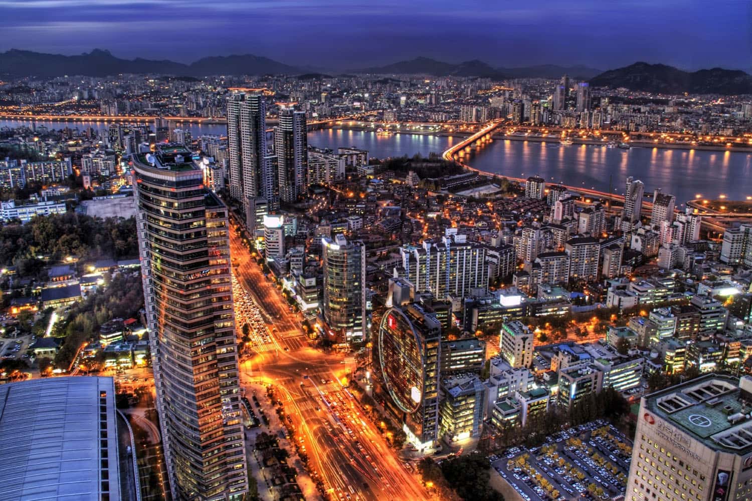 Thành phố - thủ đô Seoul sầm uất, nhộn nhịp