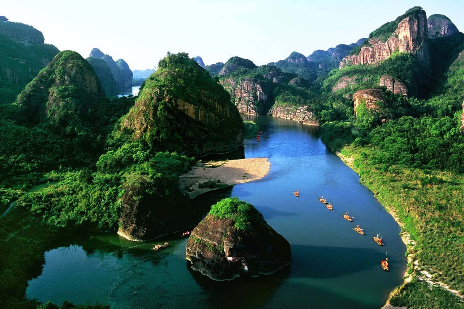 Núi Long Hổ