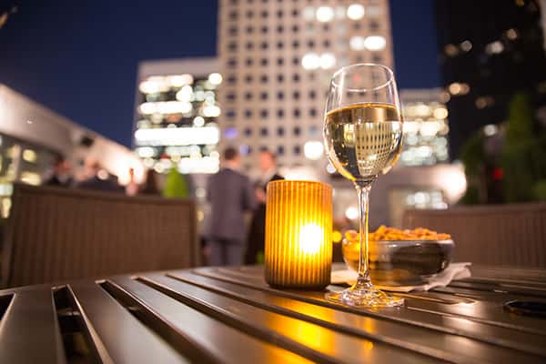 Top 7 quán bar sân thượng đẹp nhất Seoul